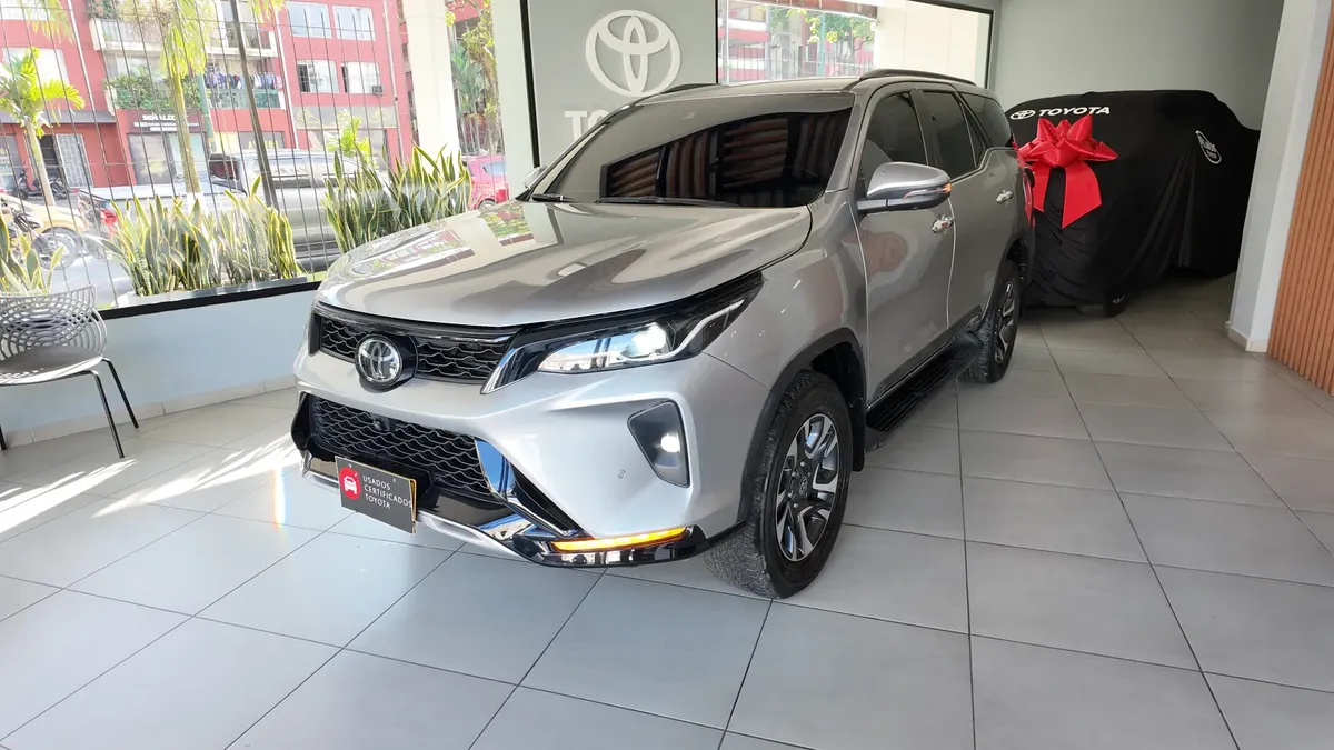 Toyota Fortuner Srv 2024 2.8l 4×4 At