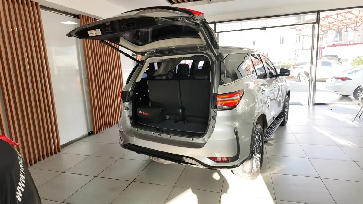 Toyota Fortuner Srv 2024 2.8l 4×4 At
