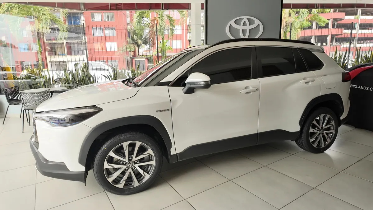Toyota Corolla Cross Seg Hev 2024 1.8l 4×2