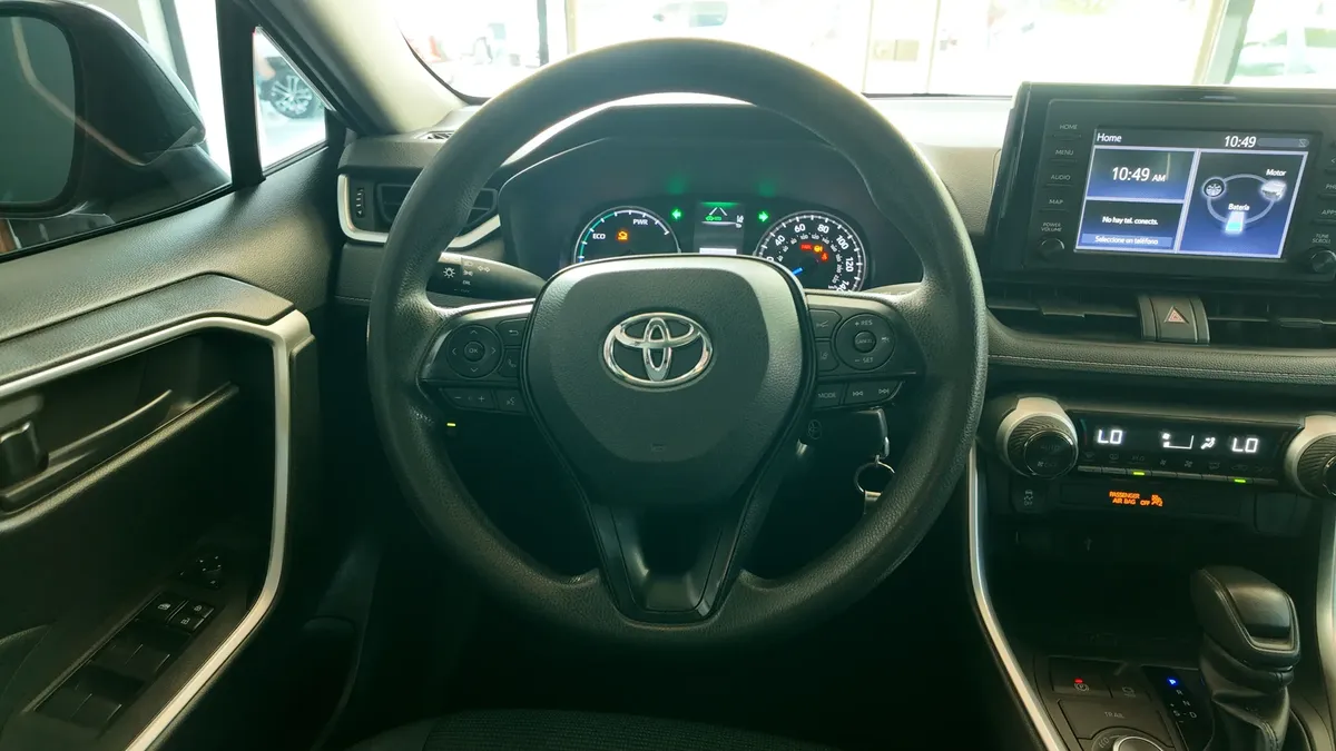 Toyota Rav4 Le 2022 2.5l 4×4 At