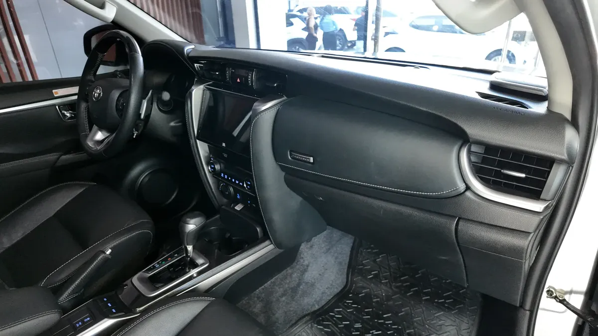Toyota Fortuner Srv 2024 2.8l 4×4 At