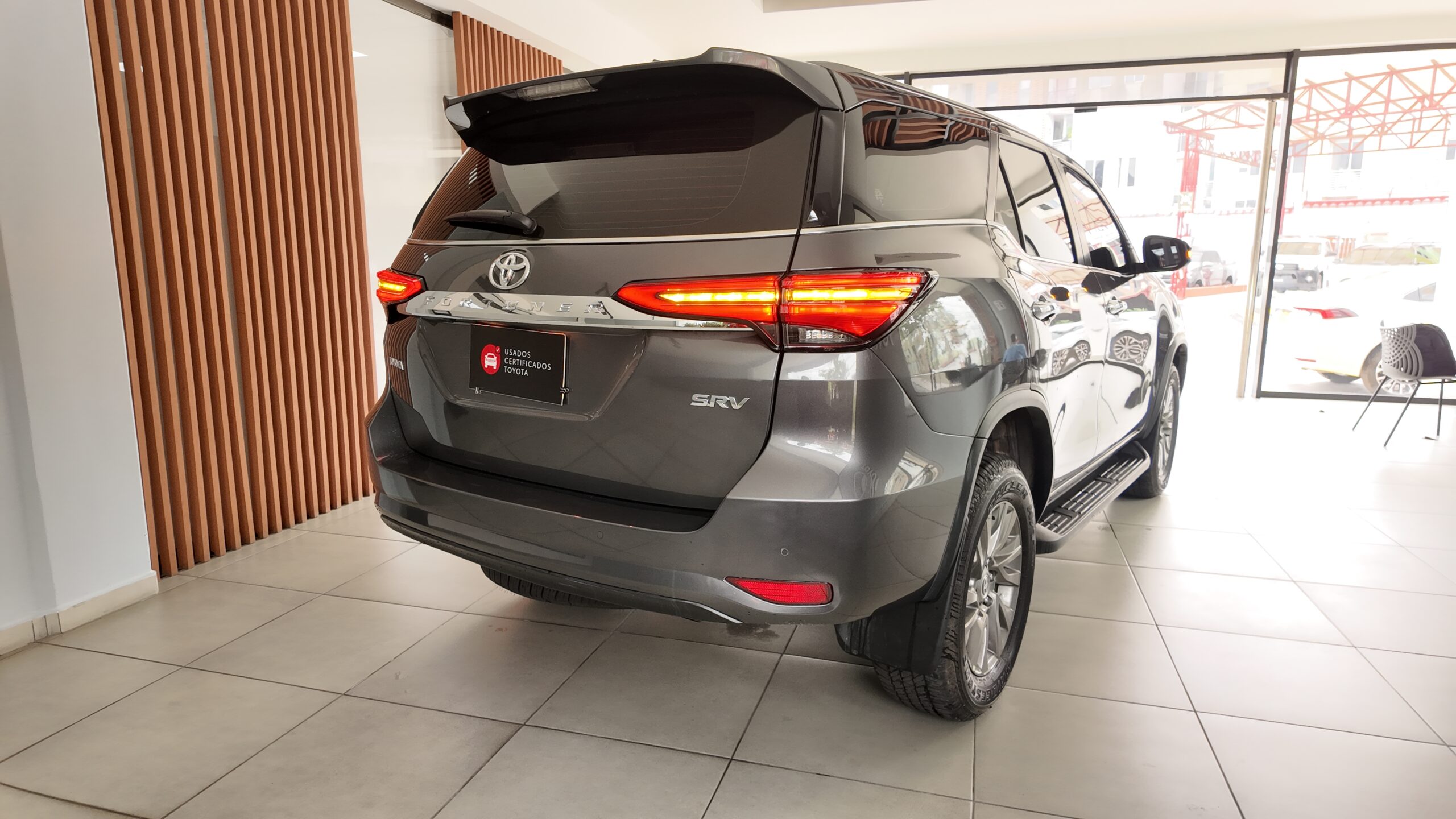 Toyota Fortuner Srv 2026 2.8l 4×2 At