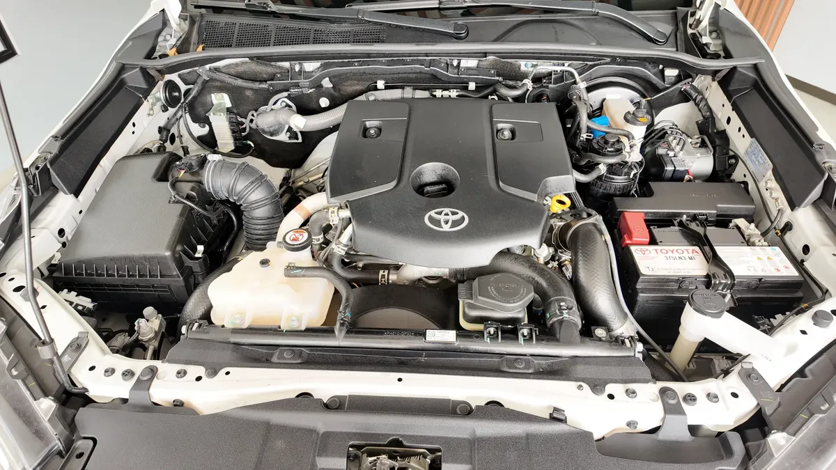 Toyota Hilux Gr-s 2024 2.8 4×4 At