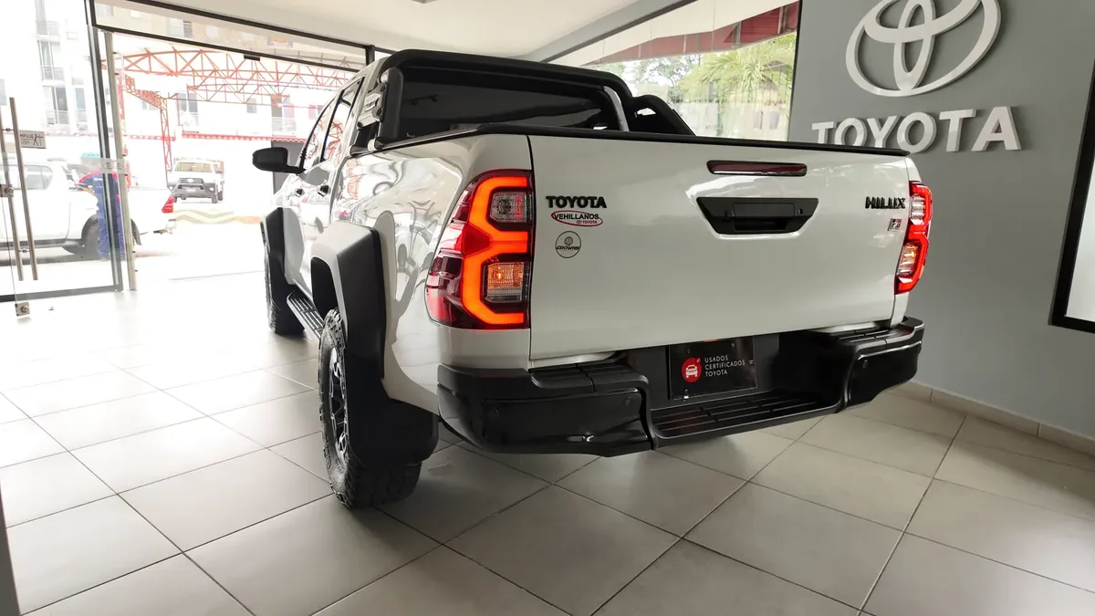 Toyota Hilux Gr-s 2024 2.8 4×4 At