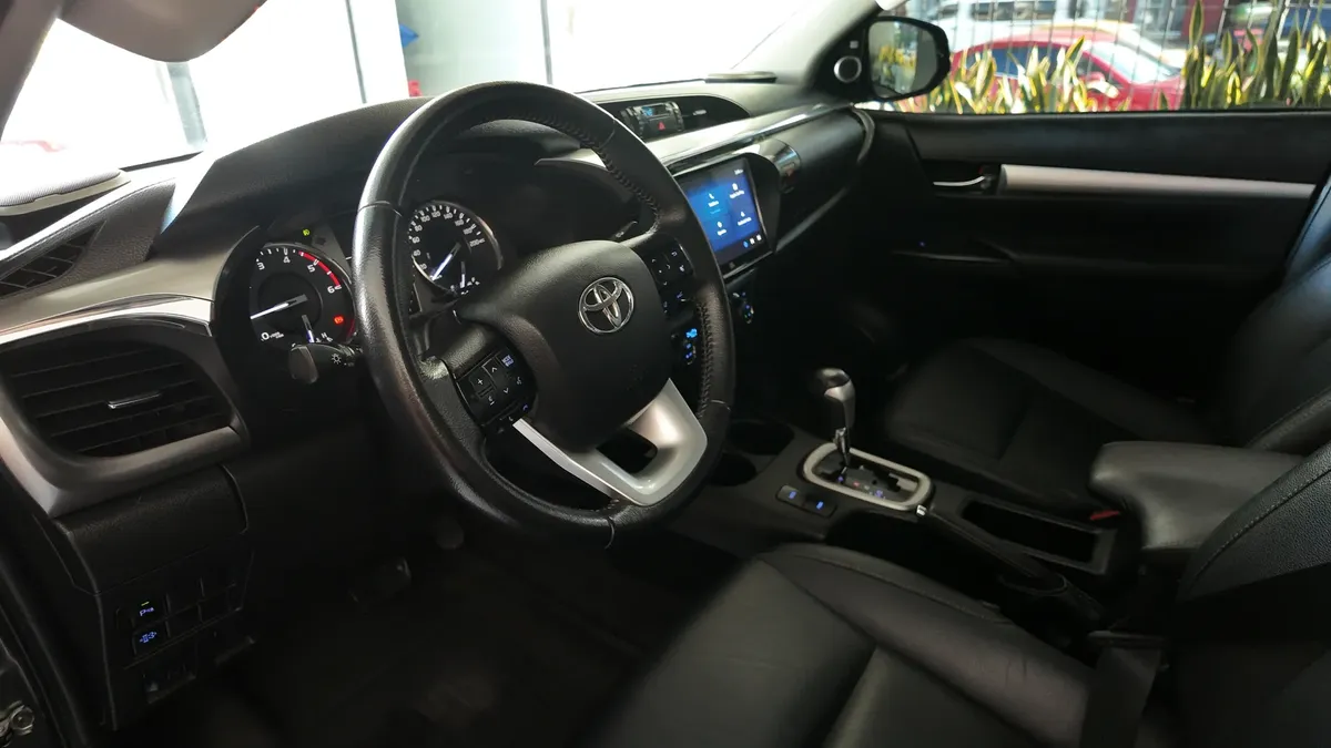 Toyota Hilux Srx 2023 2.8l 4×4 At