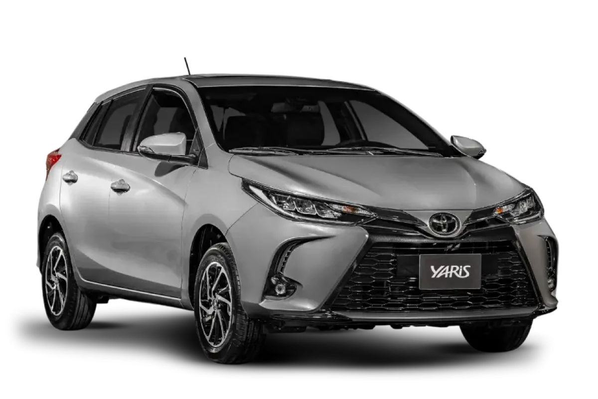 yaris-s-plata-metalico-df (1)